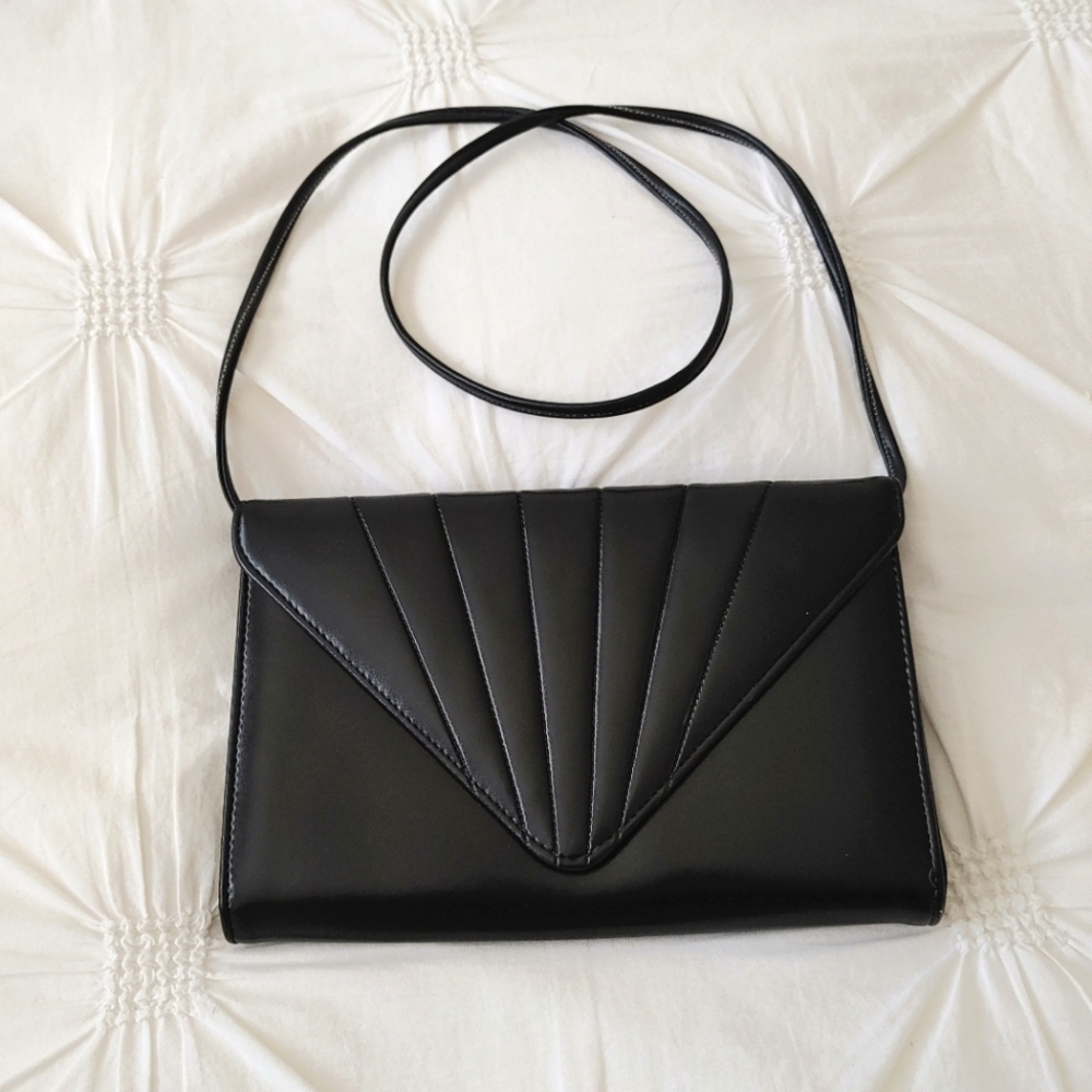 Stocko vintage 80s black faux leather snap closure shoulder purse.